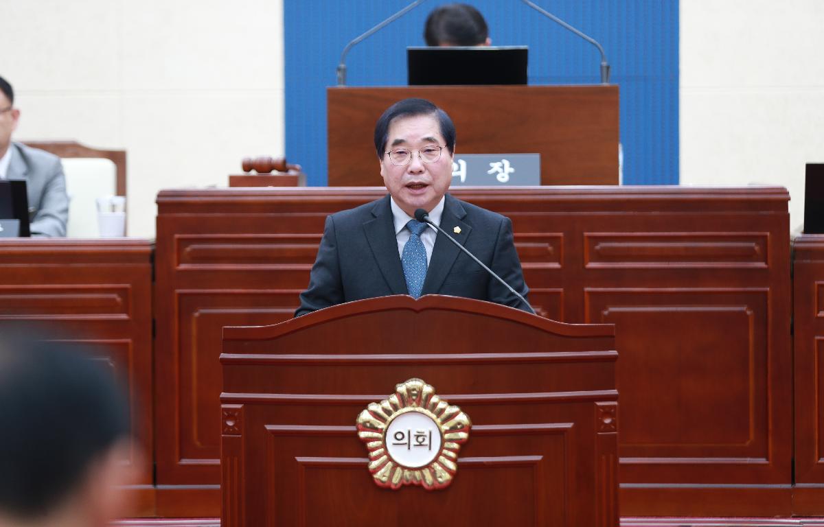 제2차 정례회 첨부이미지 : AC4I7638.JPG