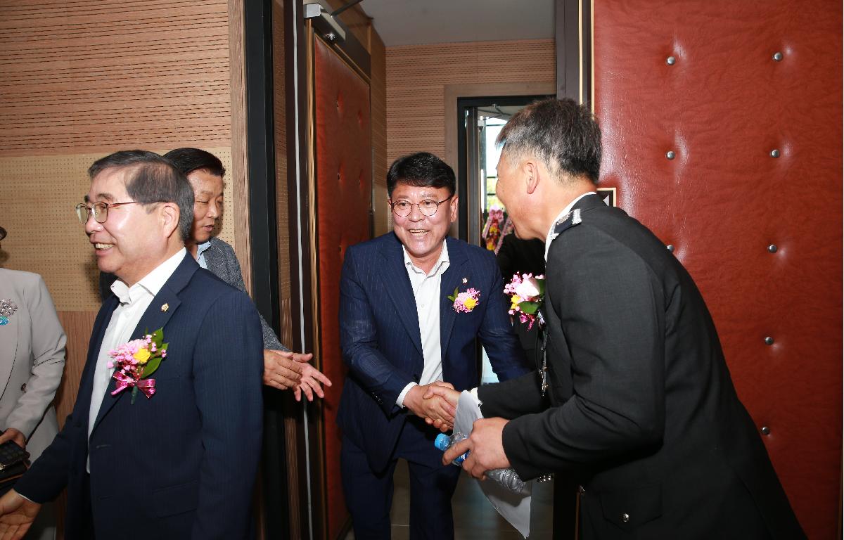 자율방범연합대 연합대장 이취임식 첨부이미지 : D70U4247.JPG