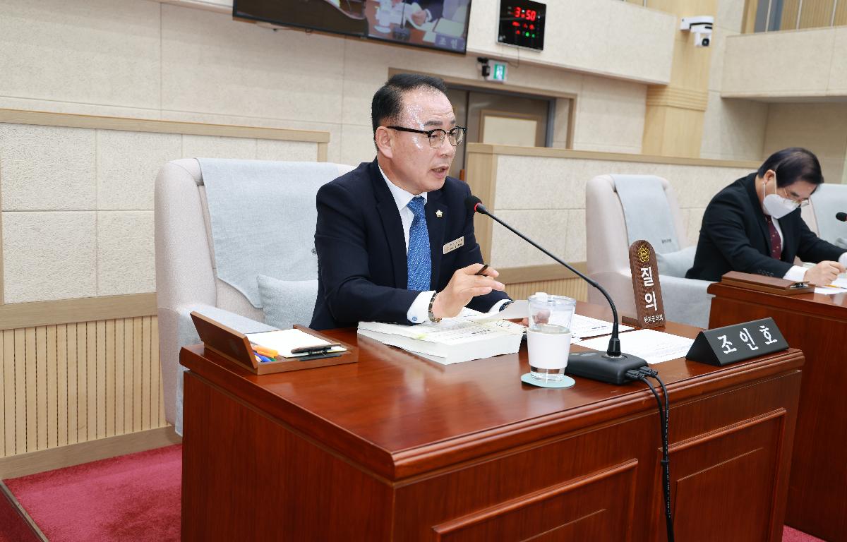 제335회 임시회   첨부이미지 : 1U7A3370.JPG