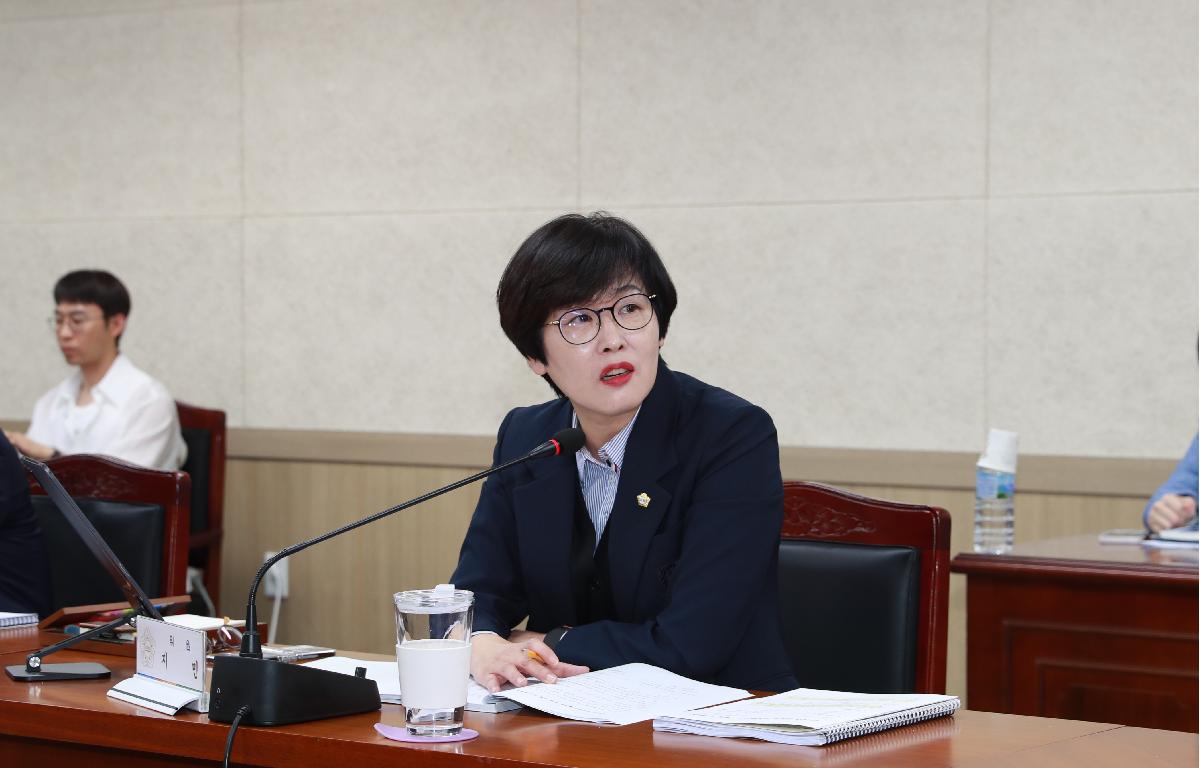 제319회 완도군의회 임시회  첨부이미지 : AC4I9837.JPG