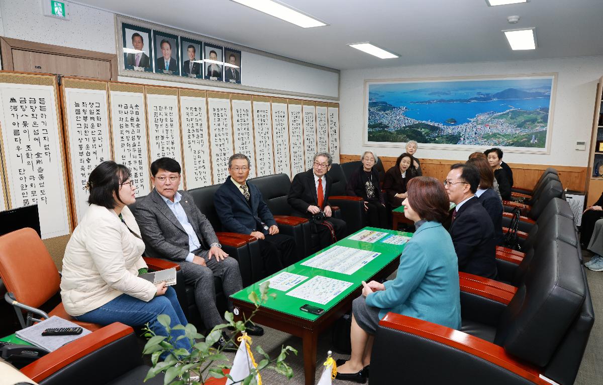 한일친선 장보고 엔린 역사탐방단 방문 첨부이미지 : 1U7A2604.JPG