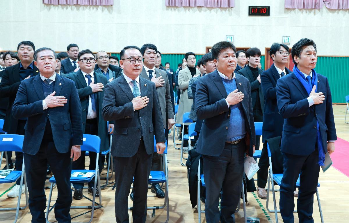 제12.13대 생일면 청년회 이취임식 첨부이미지 : 1U7A2659.JPG