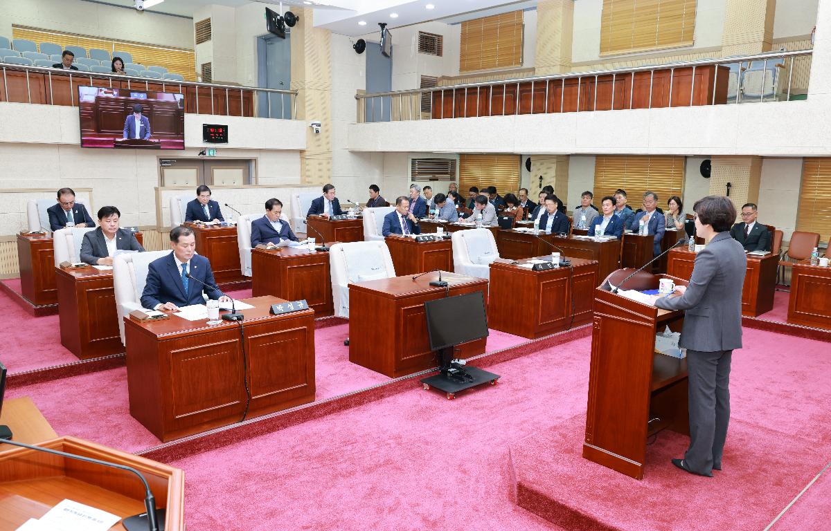 제332회 임시회 첨부이미지 : 1U7A1193.JPG