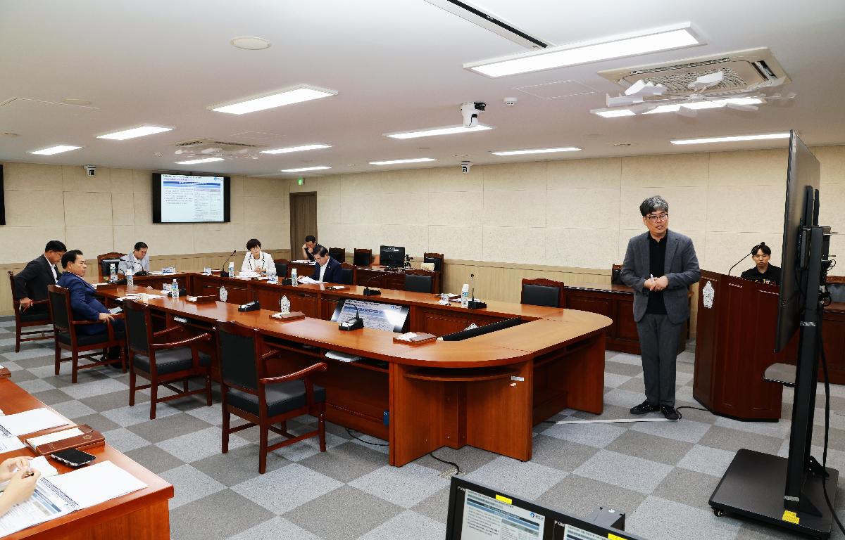 의원 연구단체 중간용역 보고(자원관리센터) 첨부이미지 : 1U7A3281.JPG