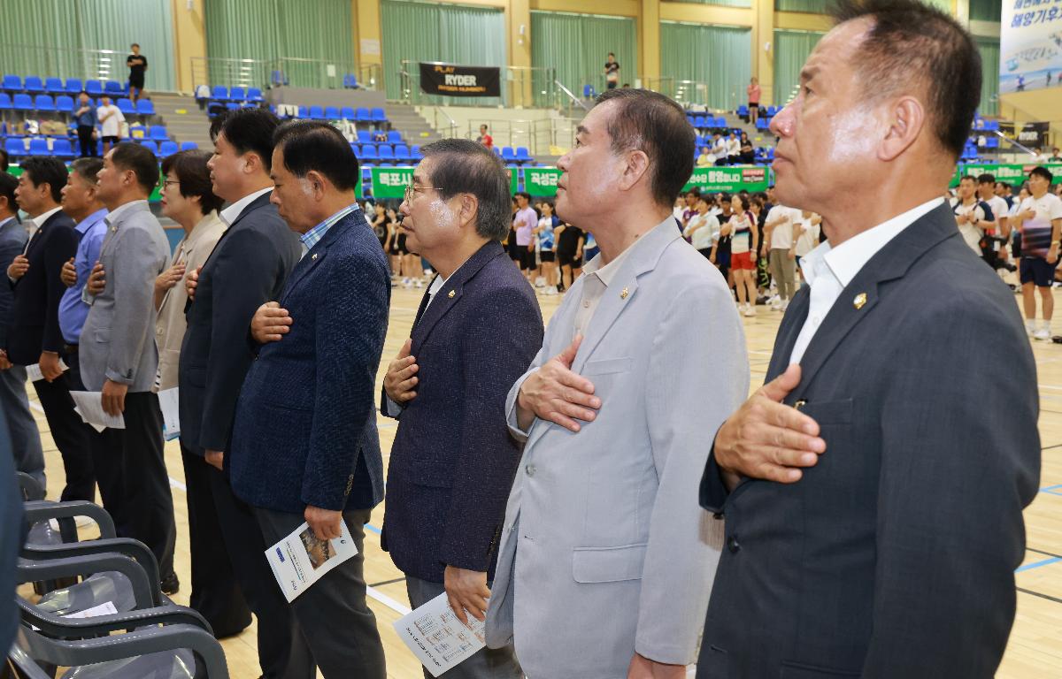 제19회 완도장보고배 전국배드민턴 대축전 첨부이미지 : 1U7A8966.JPG