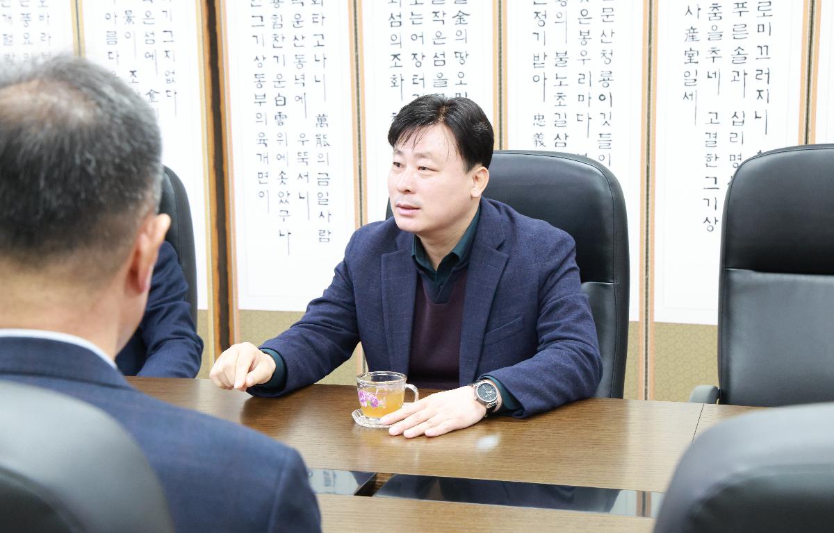 2026년 설 명절맞이 군수님 방문 첨부이미지 : 1U7A5456.JPG