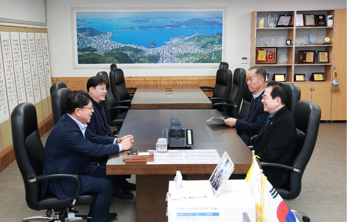 2026년 설 명절맞이 군수님 방문 첨부이미지 : 1U7A5407.JPG