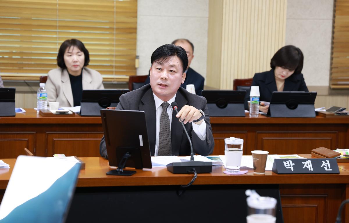 제336회 임시회(2025회계연도 결산검사위원 선임 및 부의안건 심의)  첨부이미지 : 1U7A6833.JPG