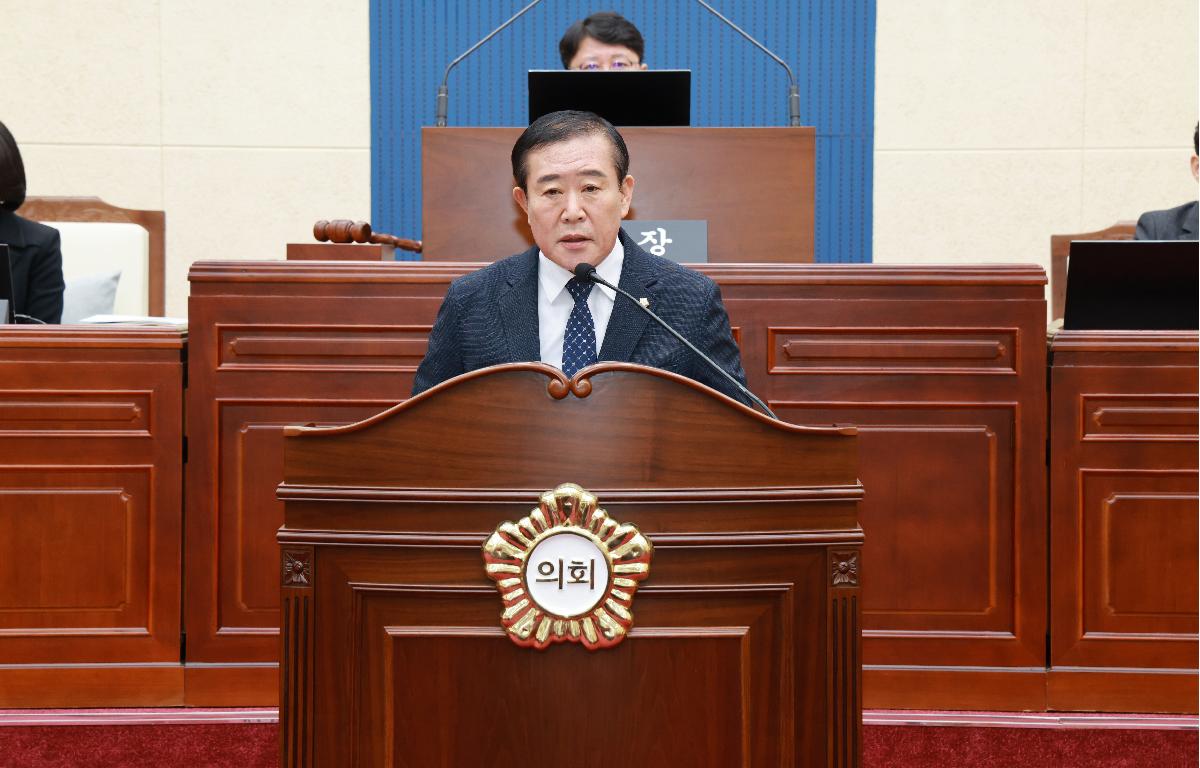 제335회 임시회  첨부이미지 : 1U7A3001.JPG