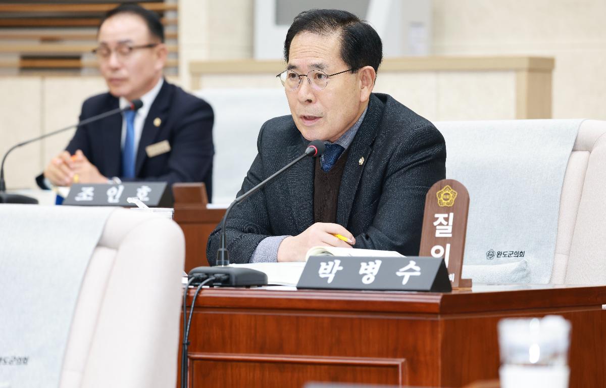 제335회 임시회     첨부이미지 : 1U7A3346.JPG