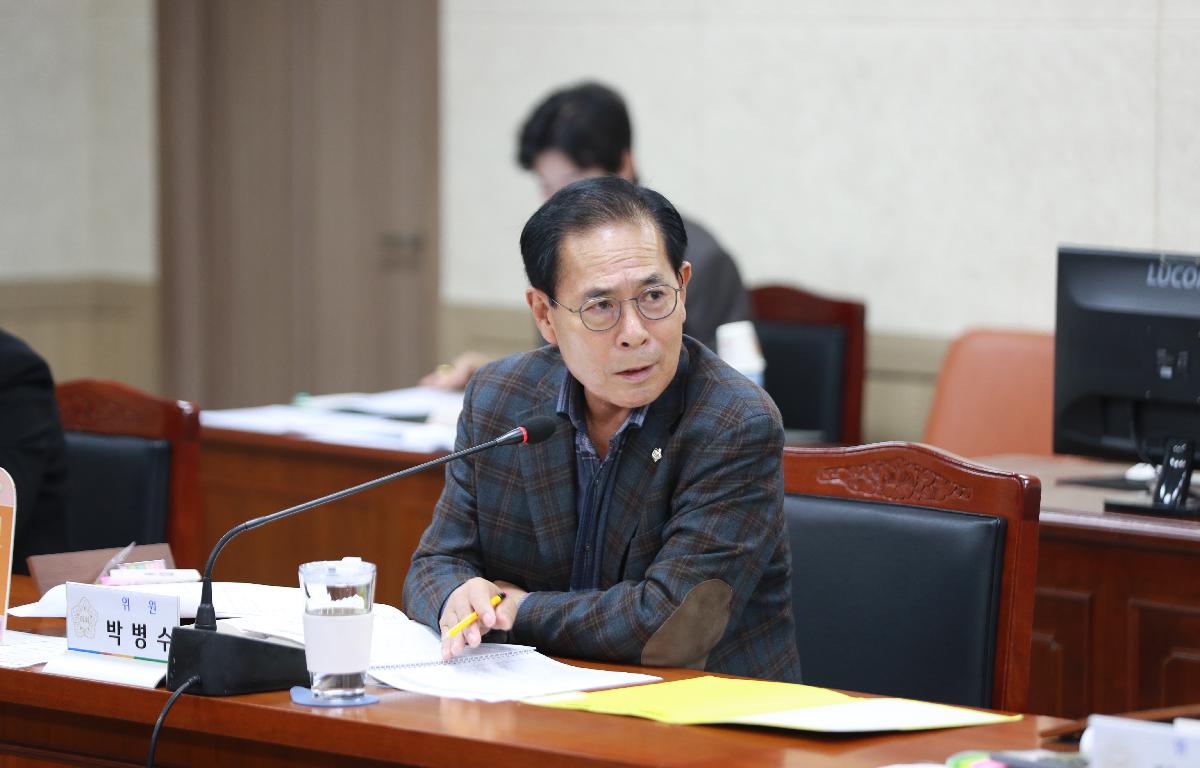 2024년도 행정사무감사 첨부이미지 : AC4I8971.JPG