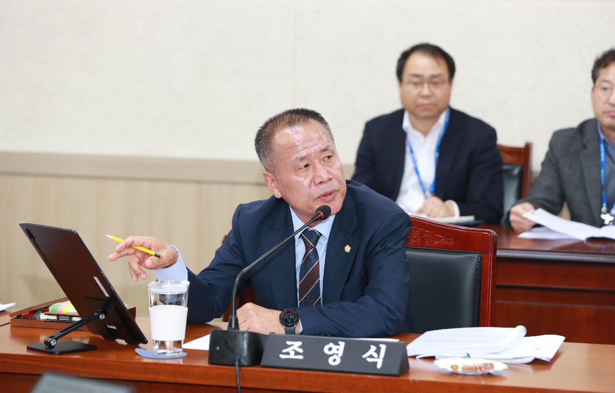 제2차 정례회 첨부이미지 : AC4I8211.JPG