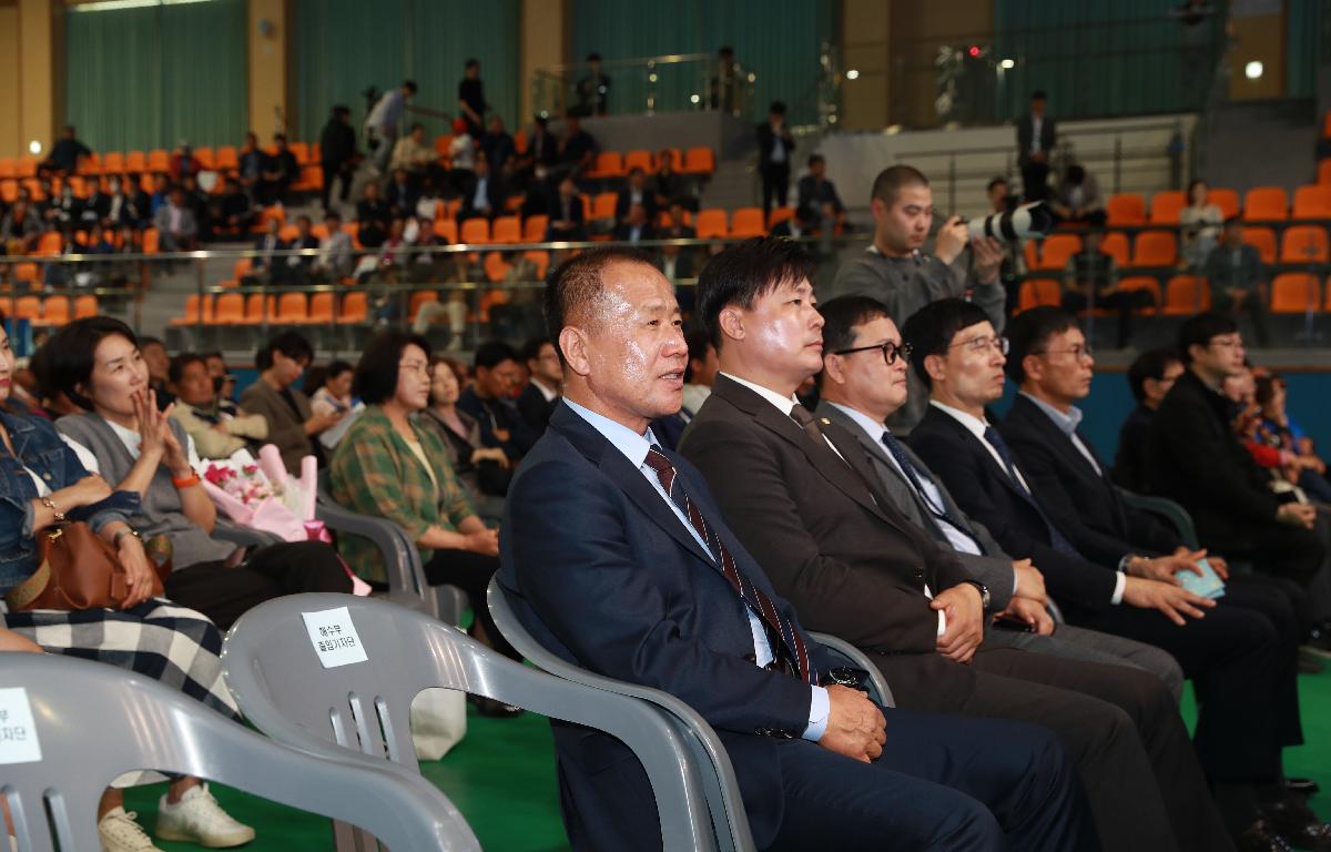 제13회 수산인의날 기념행사  (수산업 어촌혁신 심포지엄) 첨부이미지 : AC4I0148.JPG