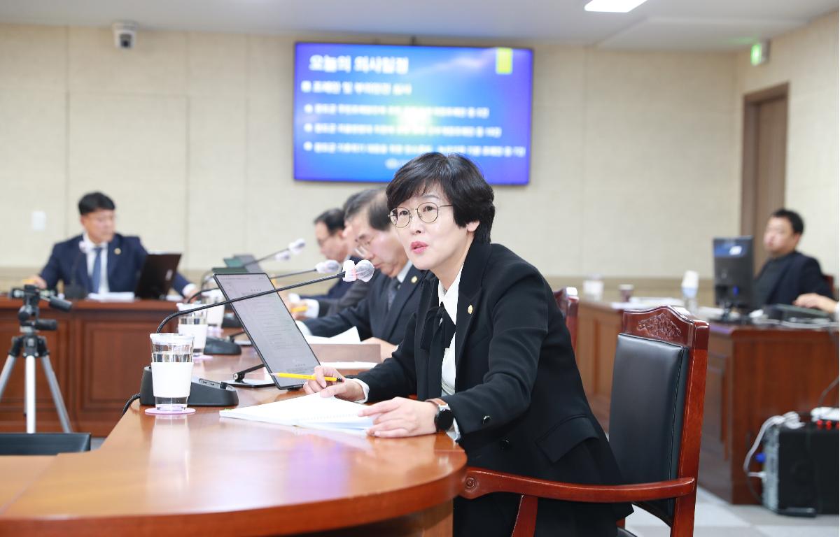 제316회 제2차 정례회 첨부이미지 : AC4I4295.JPG