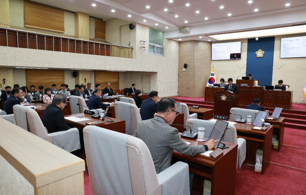 제337회 임시회(2차 본회의) 첨부이미지 : 1U7A2352.JPG