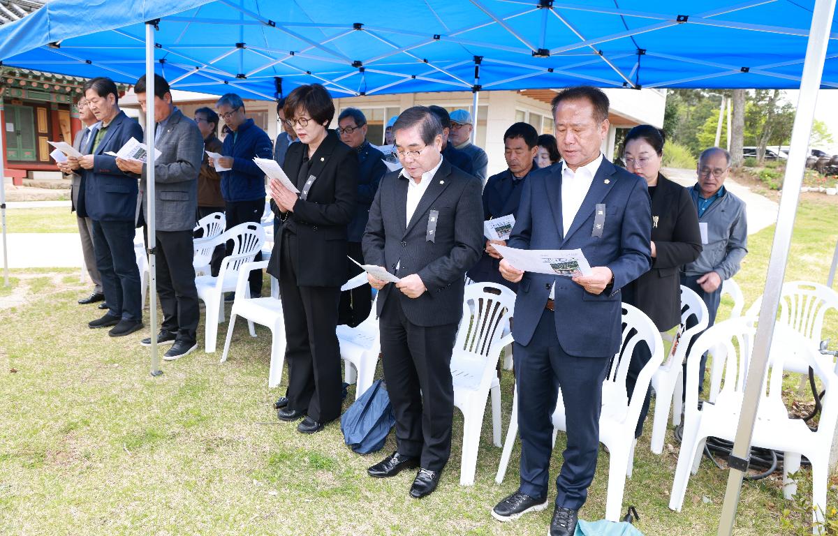 불기 2570년 장보고대사 범종타종식 첨부이미지 : 1U7A2153.JPG