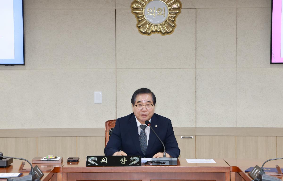 완도군의회 청렴연수과정 특강 및 서약식 첨부이미지 : 1U7A8459.JPG