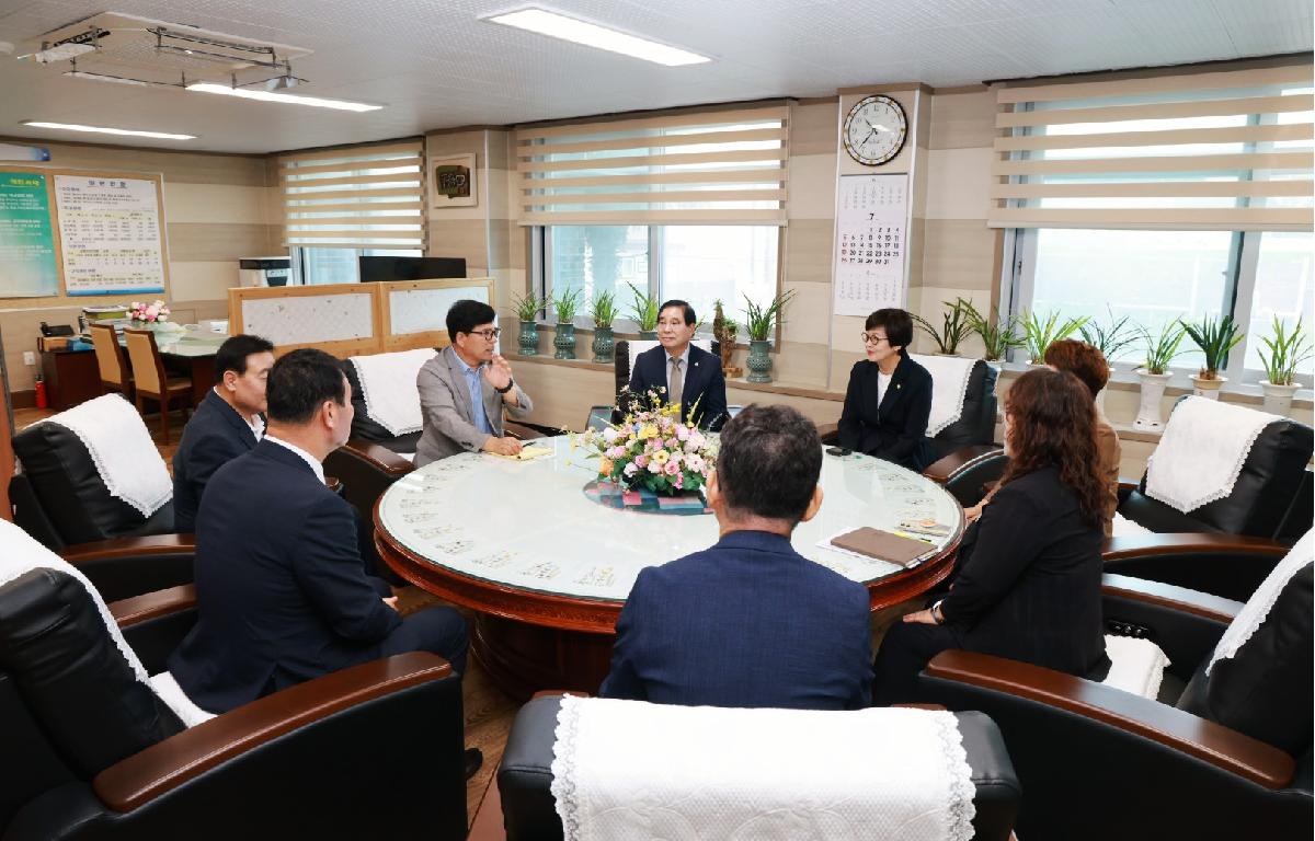 제10대 완도군의회 기관단체방문 첨부이미지 : 1U7A4315.JPG